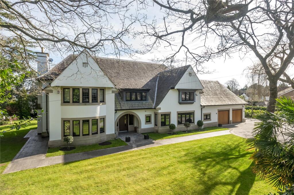 Main image of property: Broad Lane, Hale, Altrincham, Greater Manchester, WA15