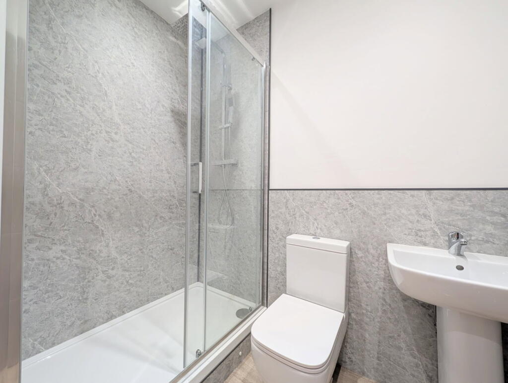 Apartment in Preston - View 2