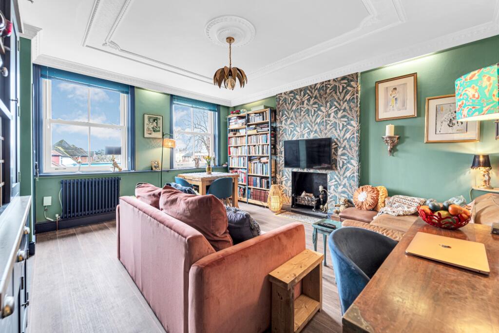 Main image of property: Green Lane, Shepperton, Surrey, TW17