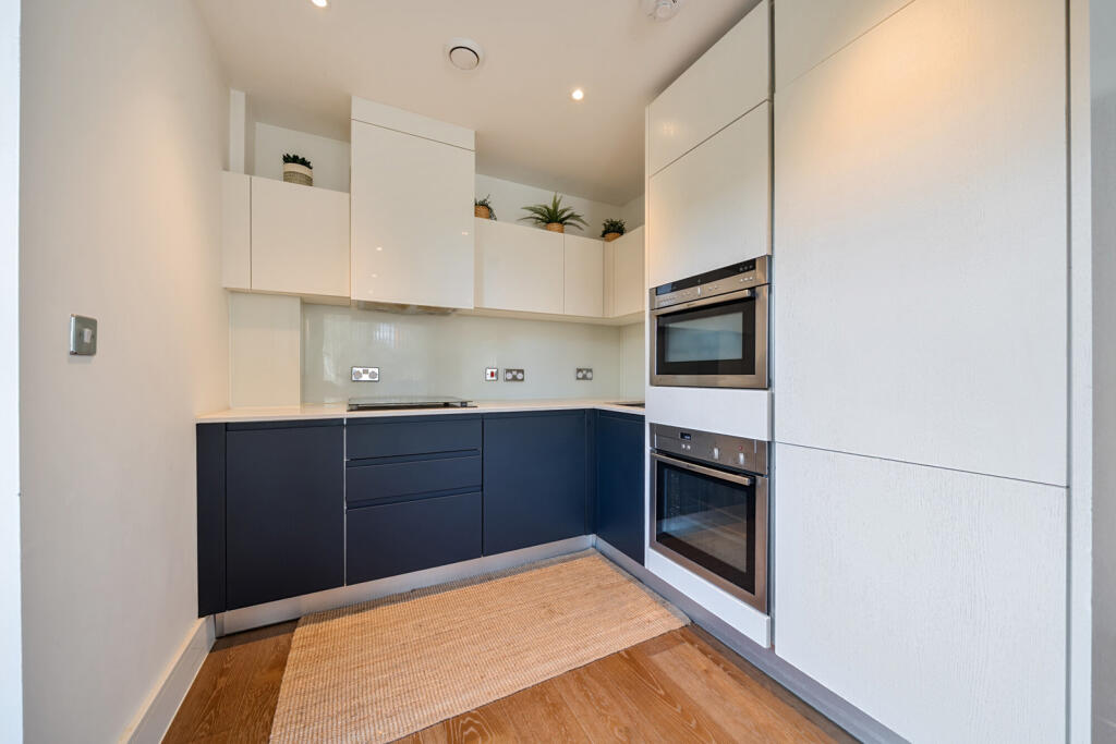 Apartment in London, Royal Borough of Greenwich - View 3