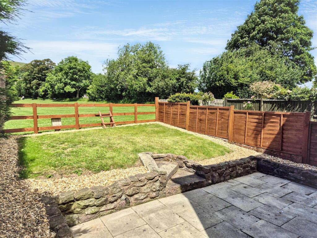 Ascot Close, Church Stretton photo 4