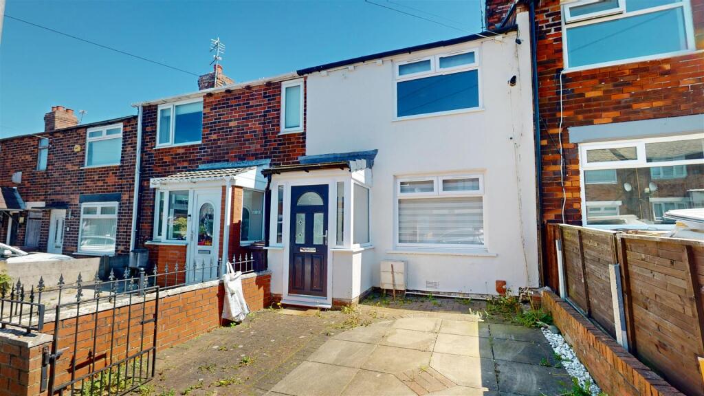 Main image of property: Yewtree Avenue, Sutton, St Helens, WA9 3XA