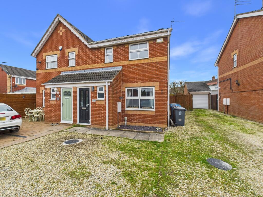 Main image of property: Lorenzos Way, Hull, HU9 3HS