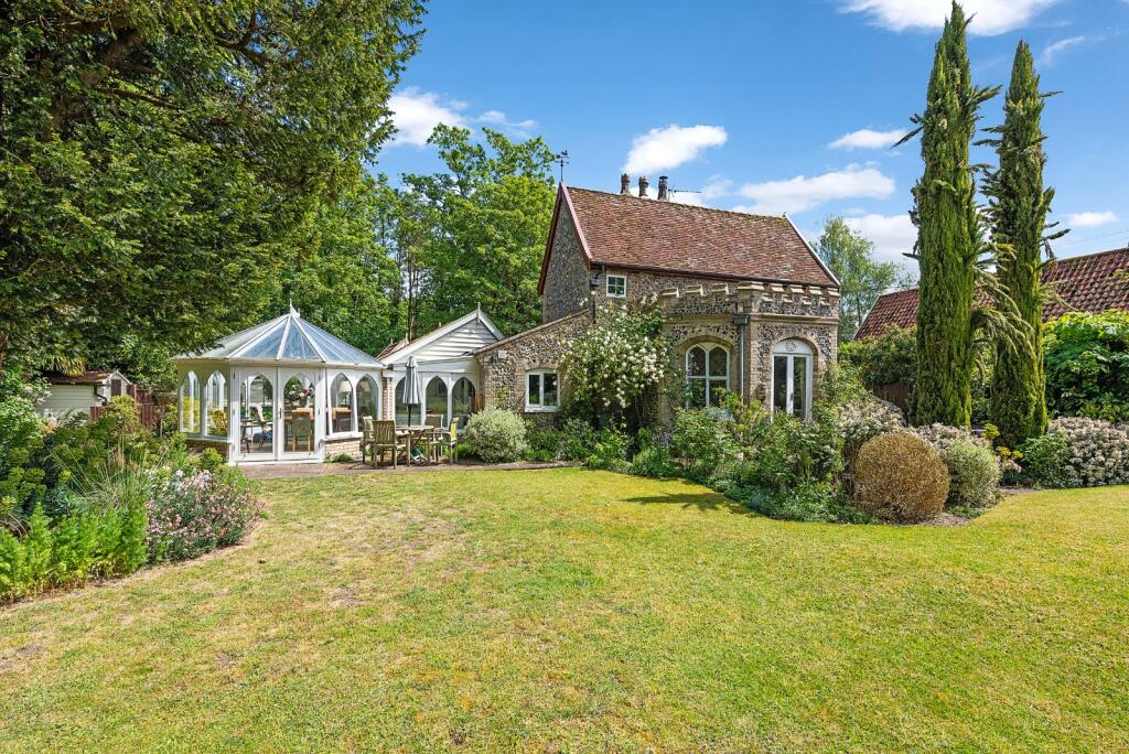 Main image of property: Stowlangtoft, Suffolk