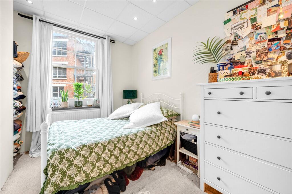 Apartment in London - View 4