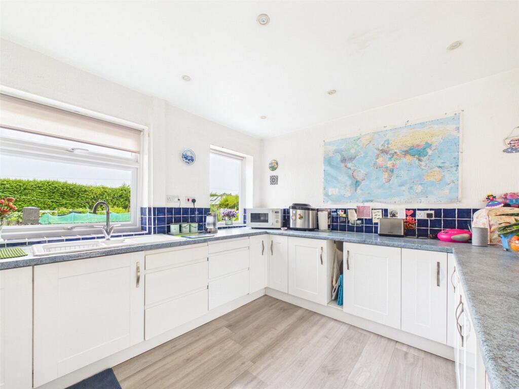 House in New Forest, Neacroft, Bransgore - View 3