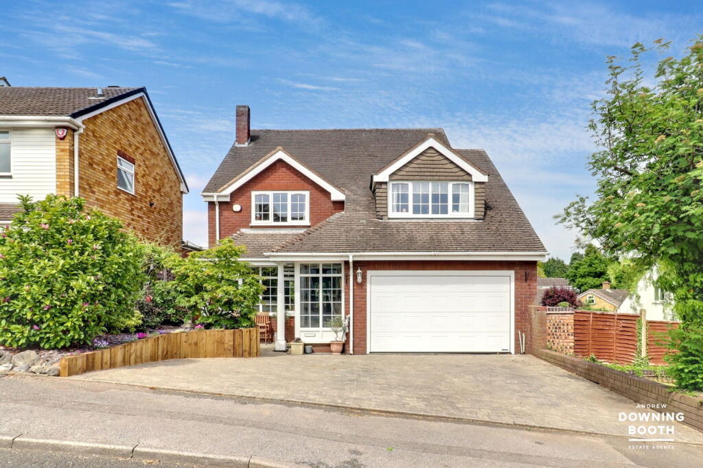 4-bed detached on Charlesdale Drive, Aldridge - Beautiful Family Home, £525,000