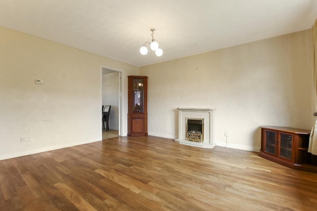 House in Glasgow, Sandyhills - More