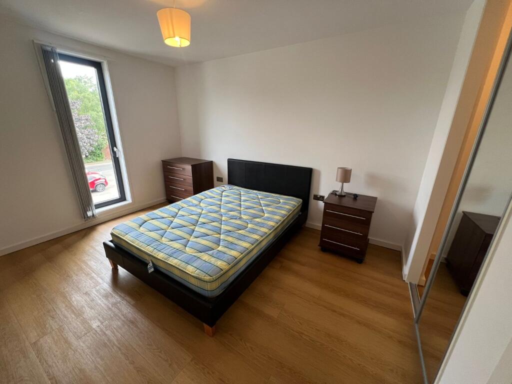 Apartment in Birmingham, Harborne - View 5