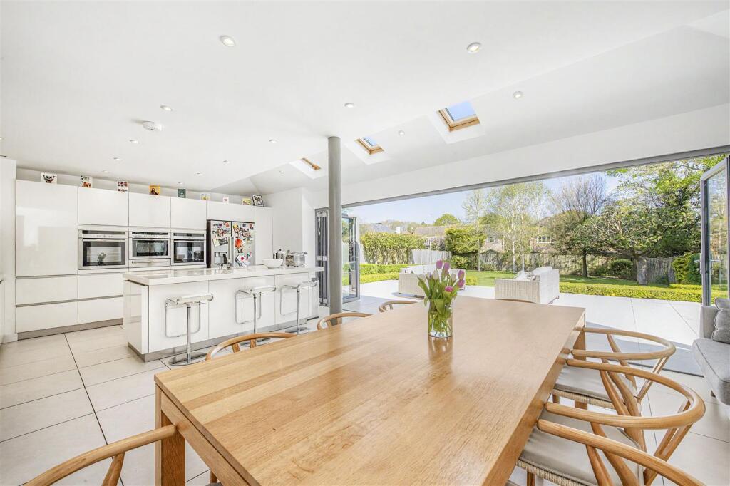 Additional image 11 of Townsend Lane, Harpenden
