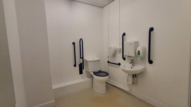 Photo 3