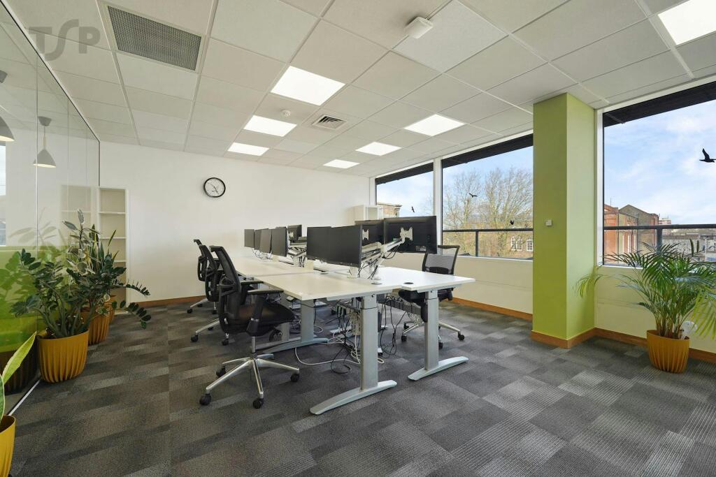 01be75JUS07716 1medium.JPG