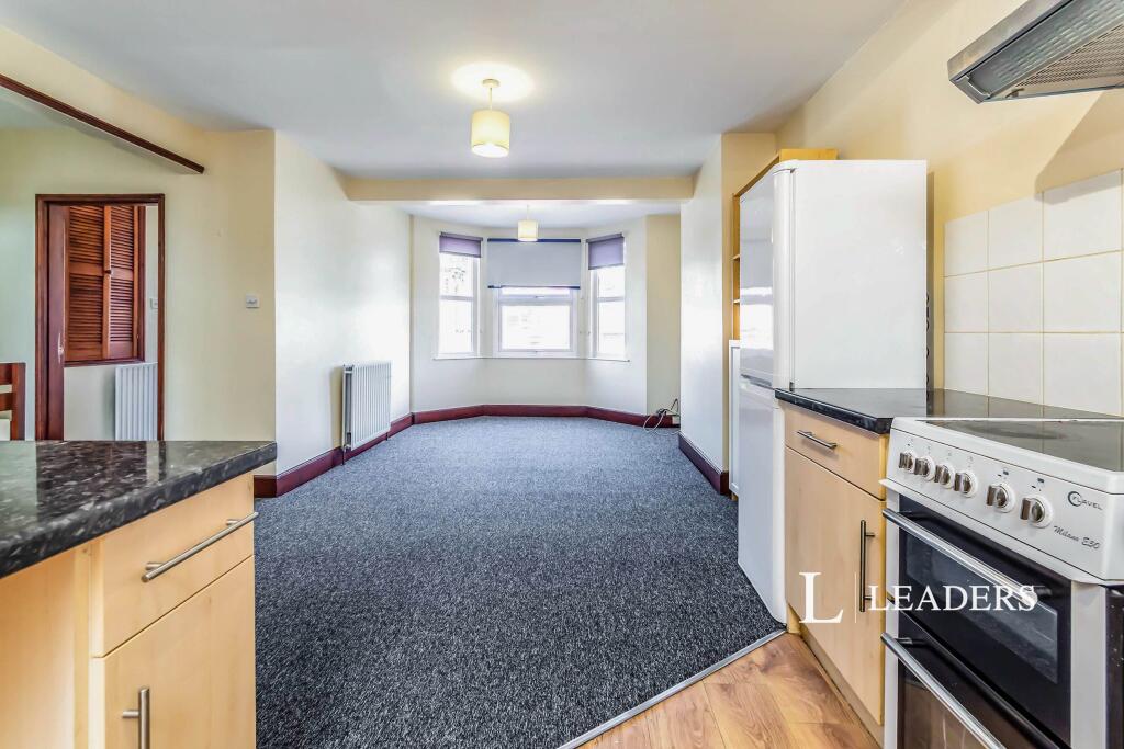 Apartment in Bromley - More