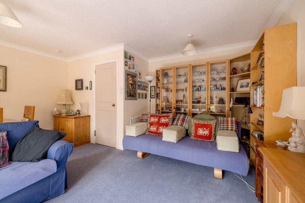 Apartment in Edinburgh - View 4