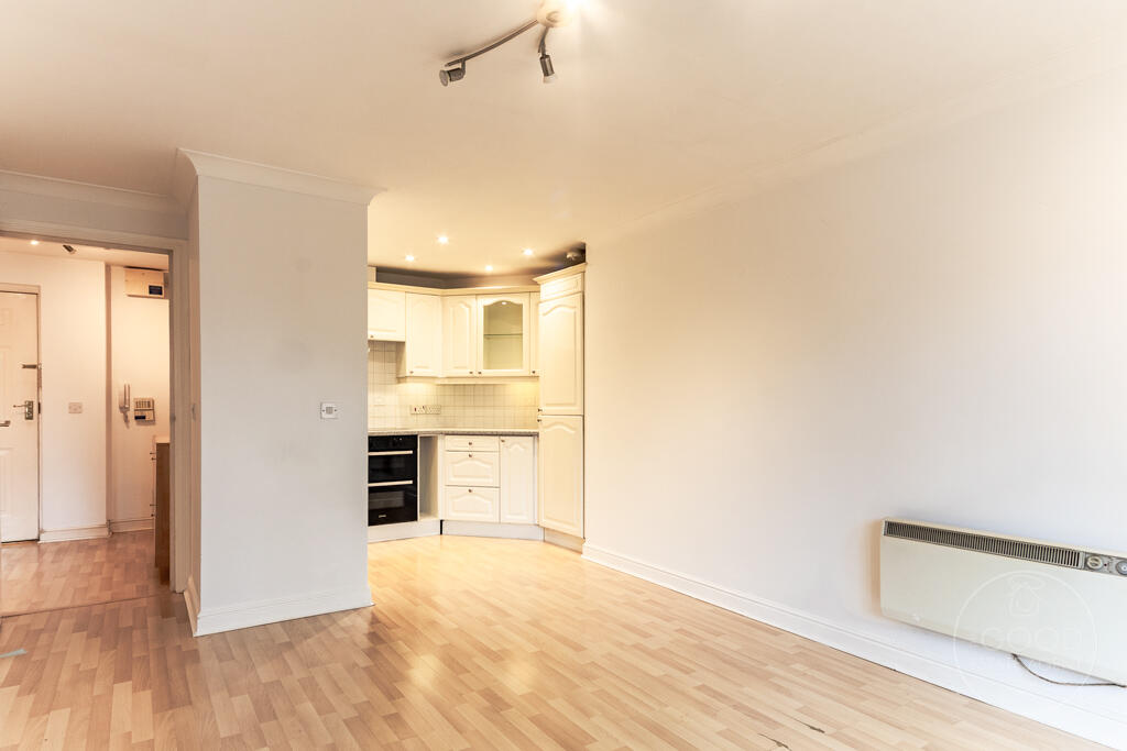 Apartment in Stockport - View 5