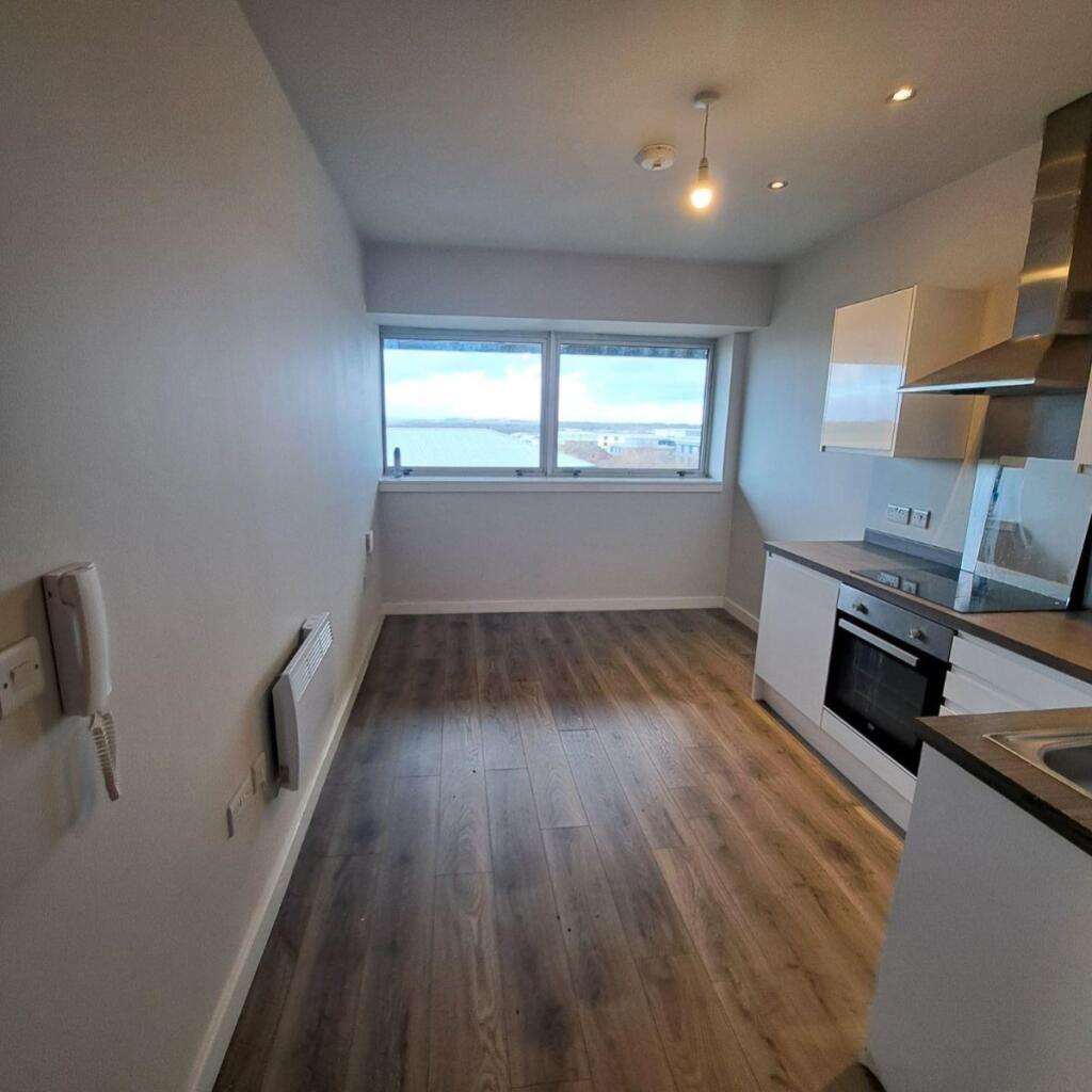 Apartment in Sheffield - View 4