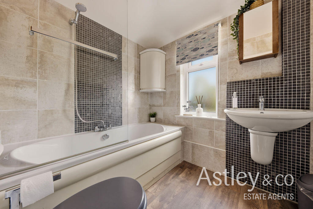 House in Norwich, Hellesdon - View 5