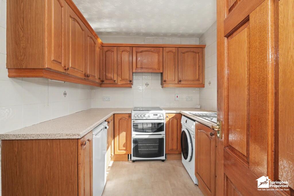 Apartment in Trafford, Greater Manchester - View 5