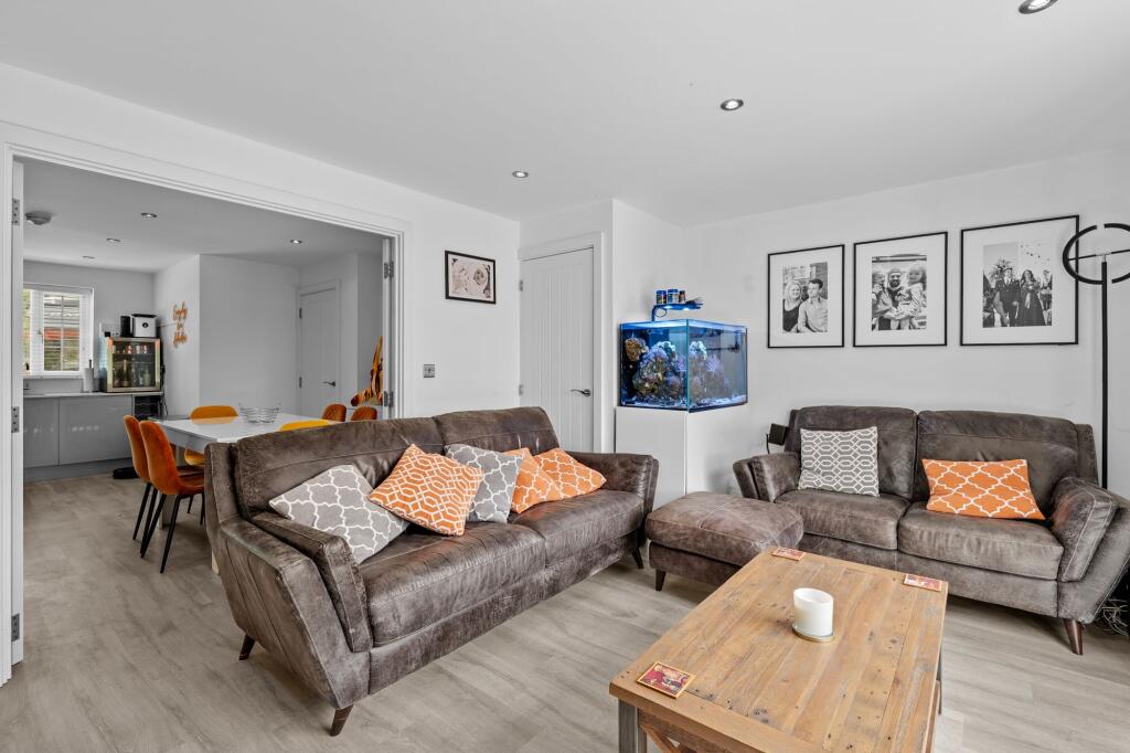 House in Stratford-on-Avon, Harbury - View 3
