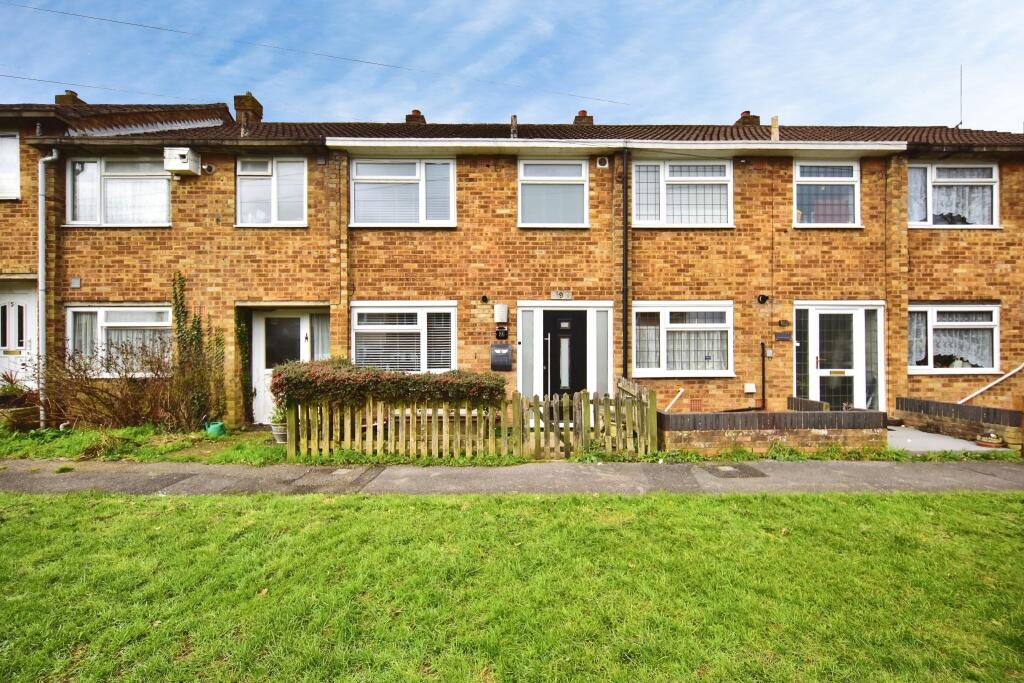 Main image of property: Rosemary Close, Chatham, ME5