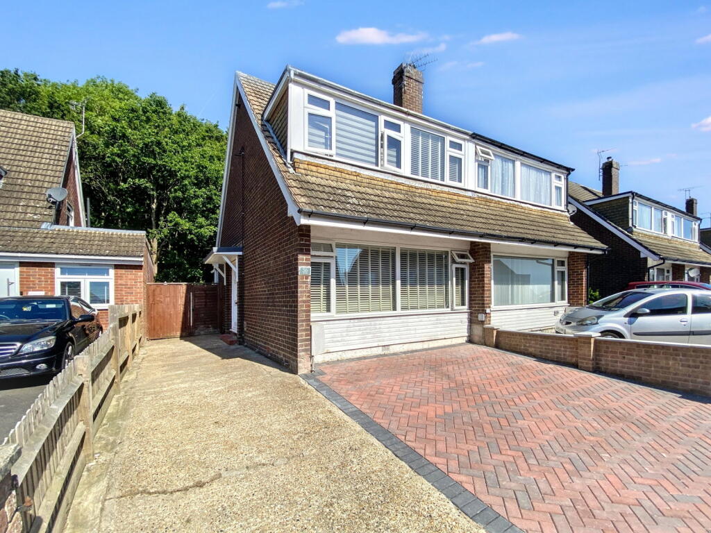 Main image of property: The Rise, Ashford, Kent, TN23 5DS