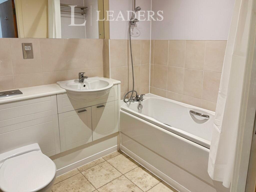 Seagers Court, Portsmouth - View 6