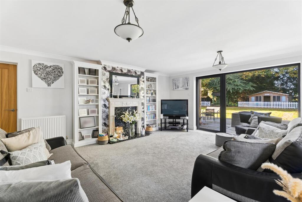House in Northampton - View 5
