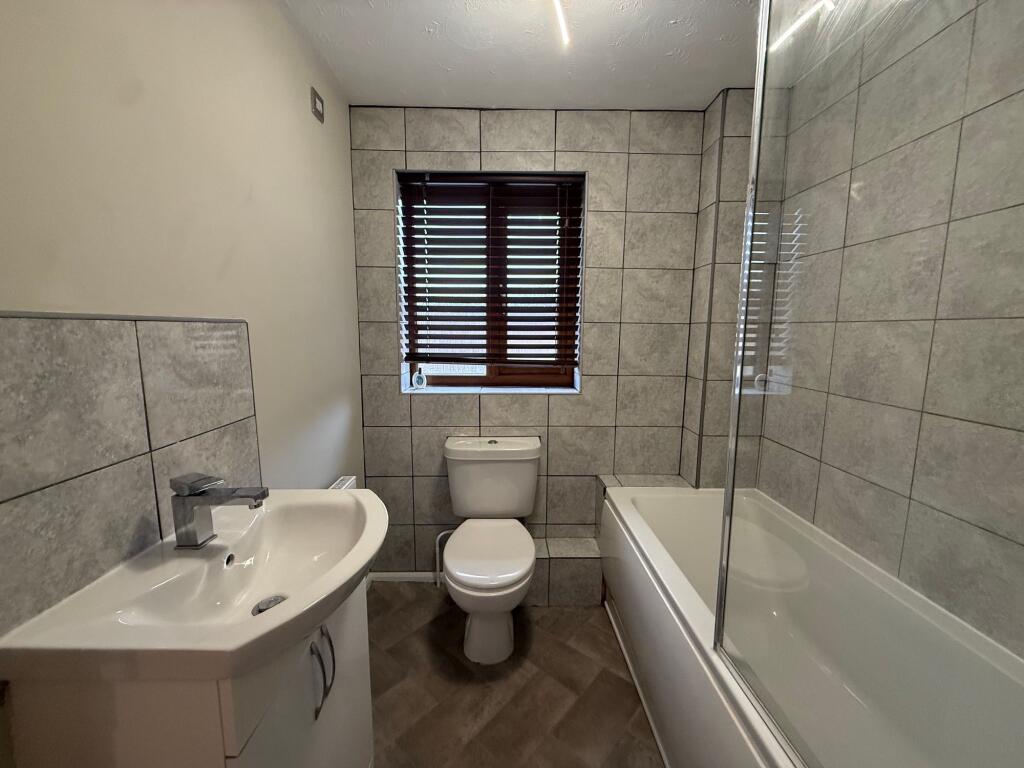 House in Mid Suffolk, Barham - More
