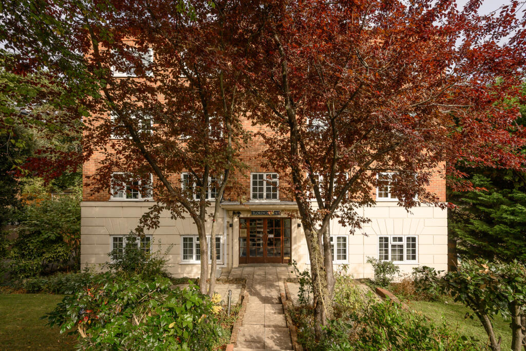 Main image of property: Sunnyside, Wimbledon Common, SW19