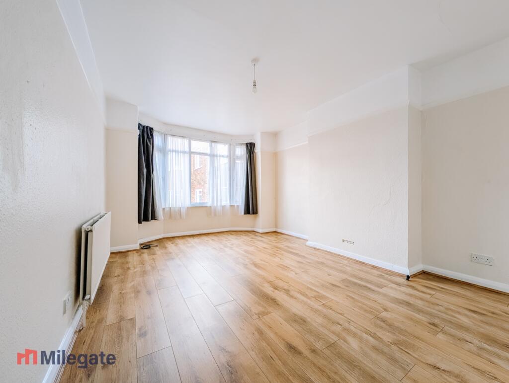Main image of property: Melbourne Court, Anerley Road, London, SE20