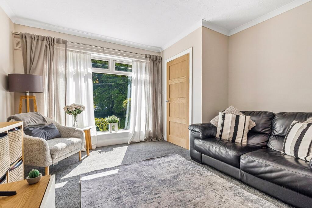 Endrick Gardens, Milngavie photo 4
