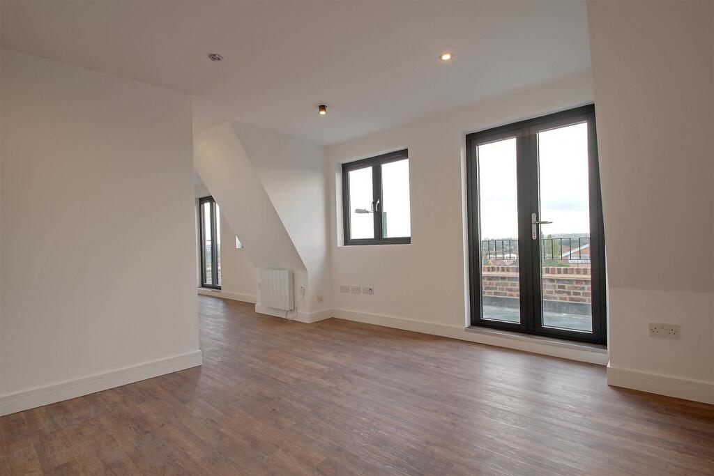 Main image of property: The Broadway, Greenford