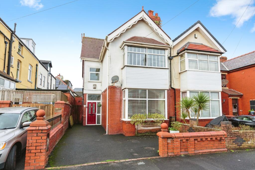 4-bed semi-detached on Holmfield Road, Blackpool, Lancashire, FY2, £199,950