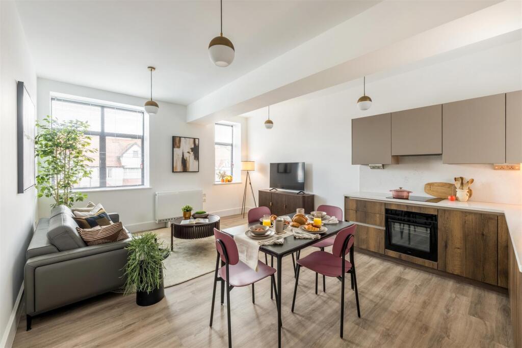 Apartment in Hove, Aldrington - View 5