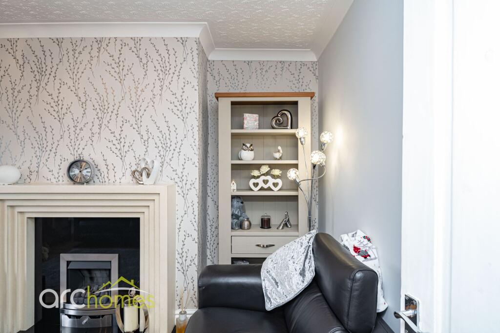 House in Wigan, Lilford - More