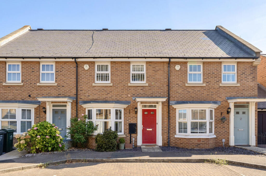 Main image of property: Empire Walk, Ingress Park, Greenhithe, DA9