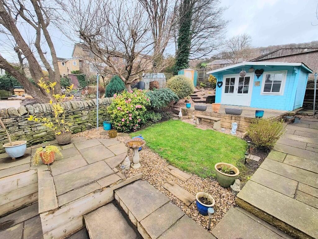 47 Warley Town Lane, Warley, HX2 7SA photo 3