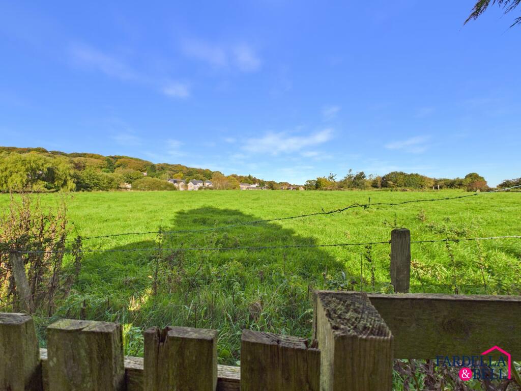 Woodside Road, Simonstone, BB12 photo 4
