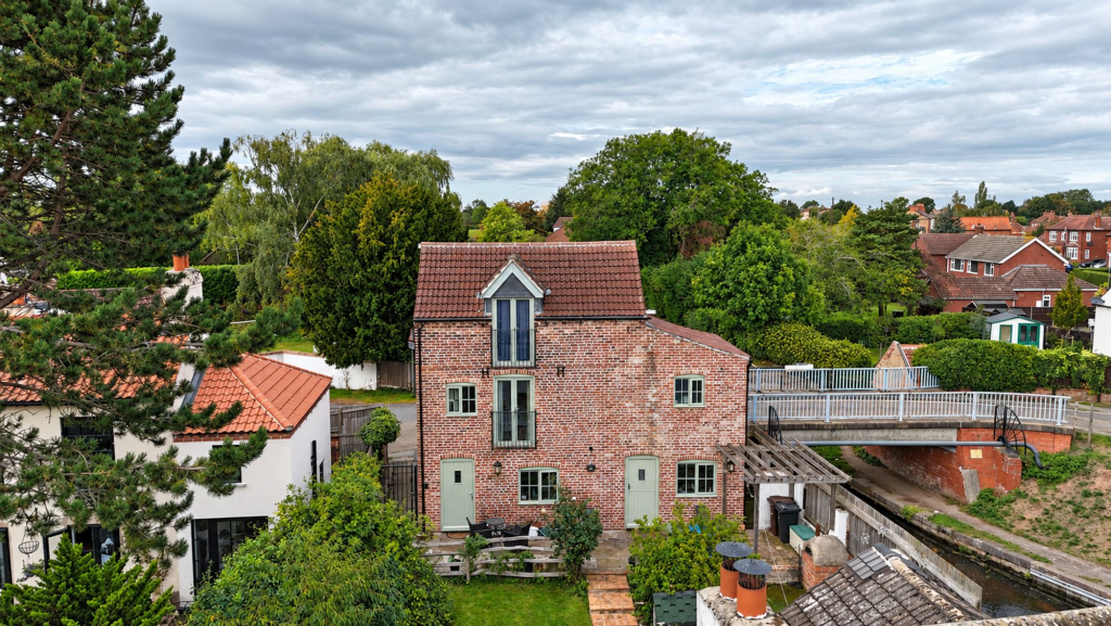 House in Doncaster - View 3