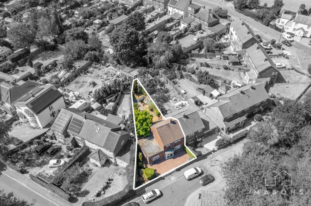 House in St Albans, Colney Heath - View 4