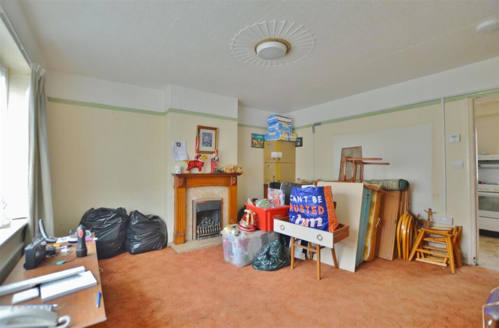 House in Slough - View 2