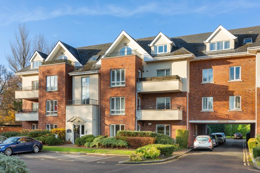 Main image of property: 22 Ballintyre Grove, Ballinteer, Dublin 16, D16 V271