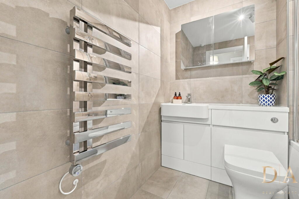 Apartment in London - More