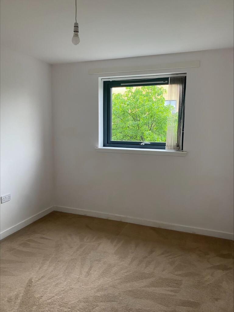 Apartment in Edinburgh - View 4