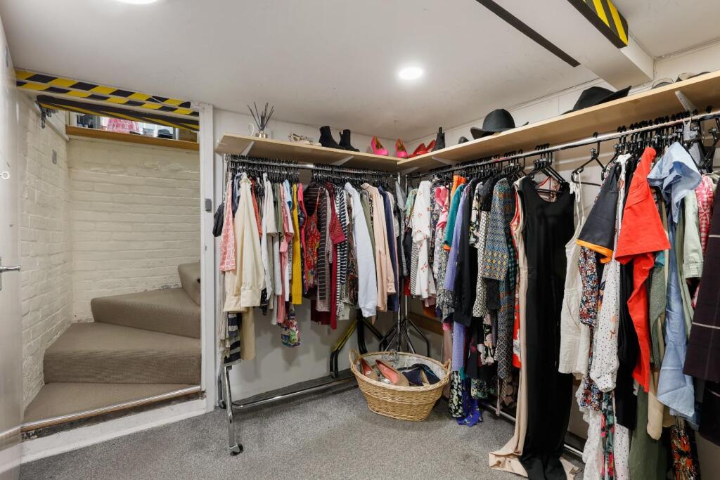 Store