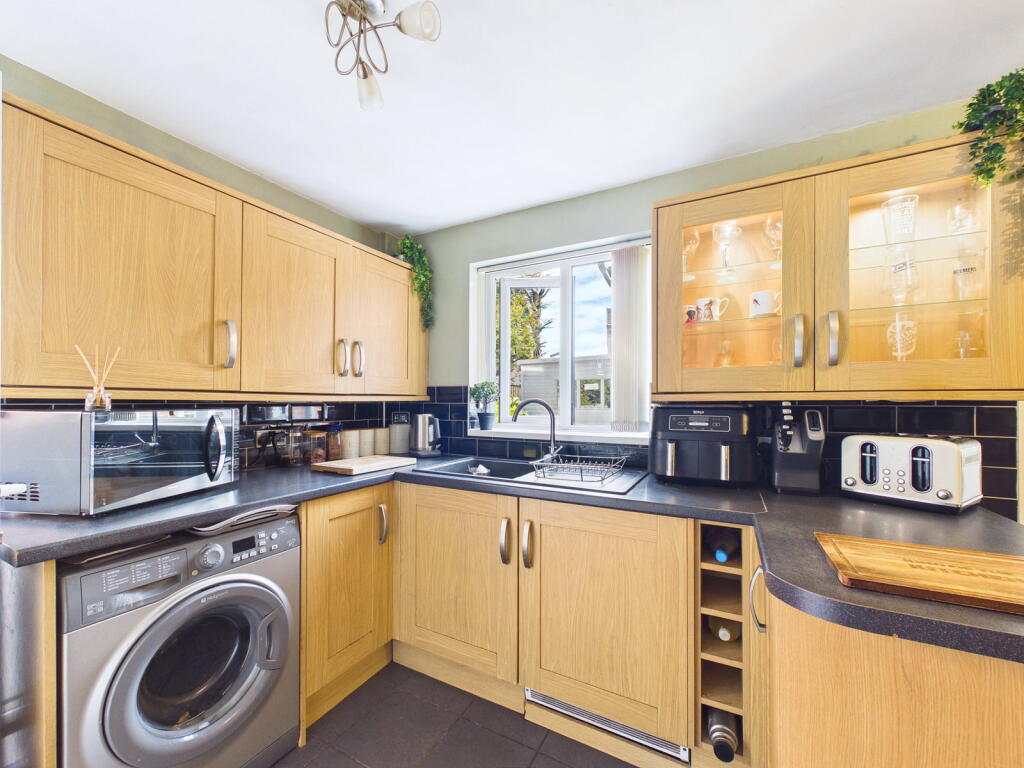 House in Nottingham - View 5