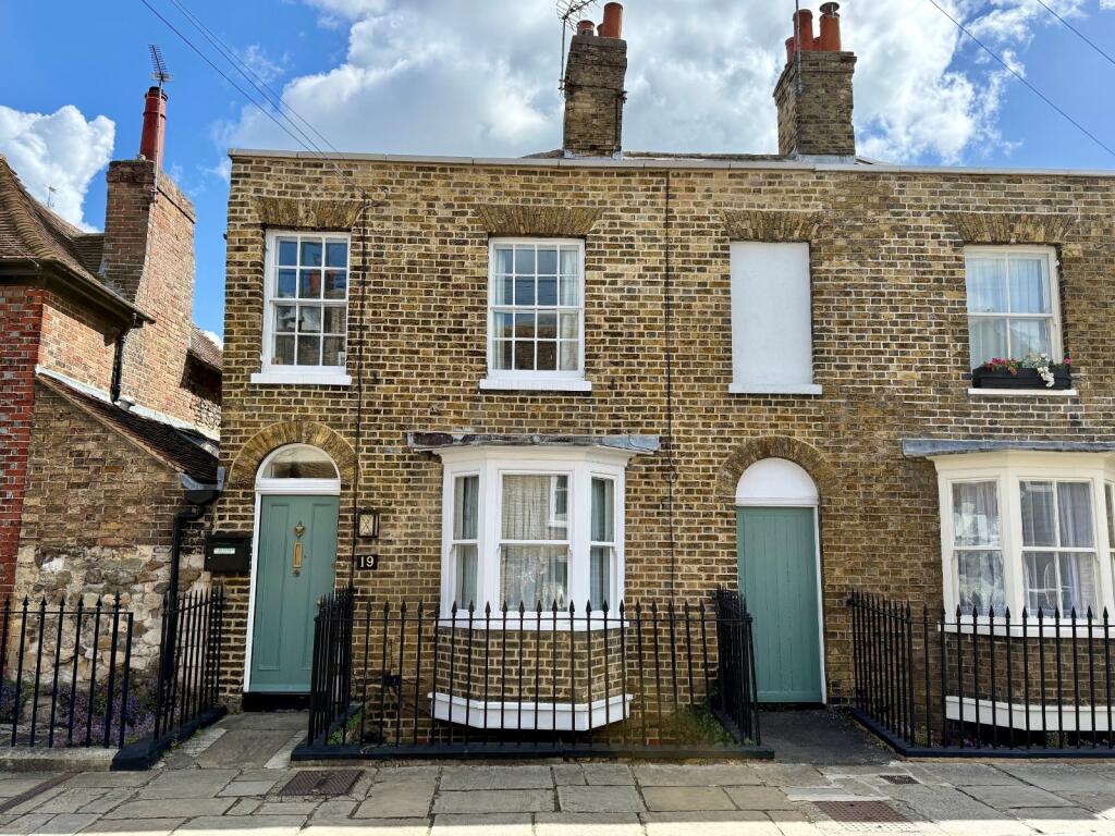Main image of property: New Street, Sandwich, Kent, CT13