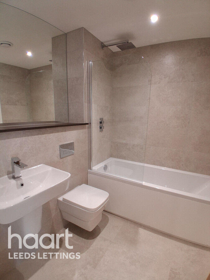 Main image of property: Richmond Hill Approach, Leeds