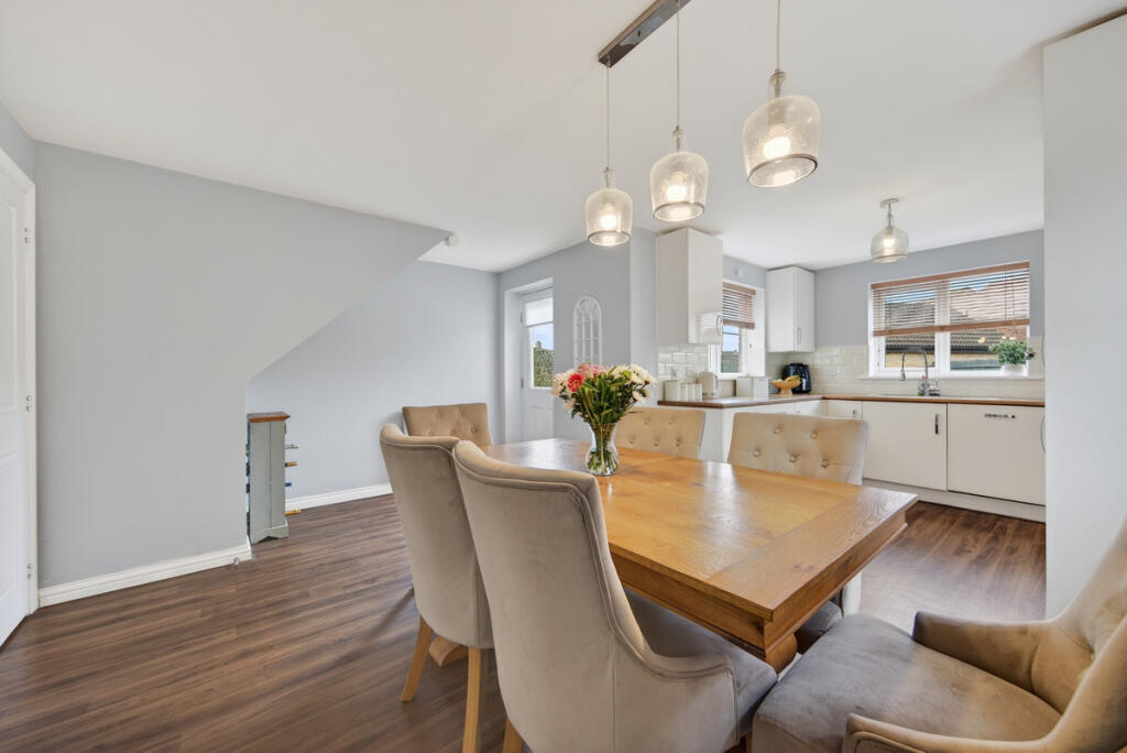 Main image of property: Aldwinckle Road, Burton Latimer, NN15