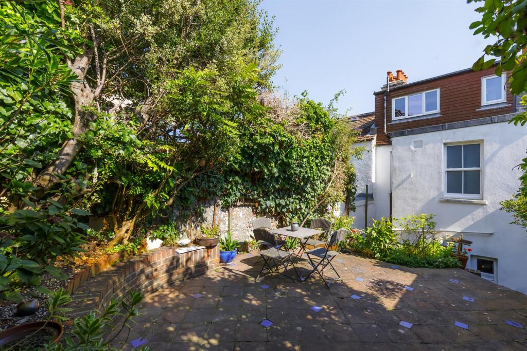 3 bedroom house for rent